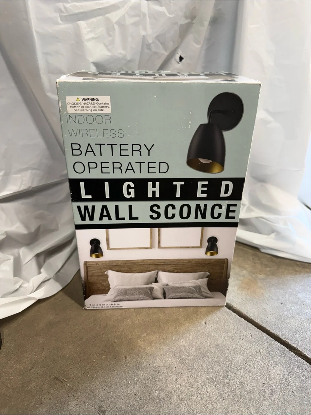 Battery Operated Lighted Wall Sconce - Black/Gold